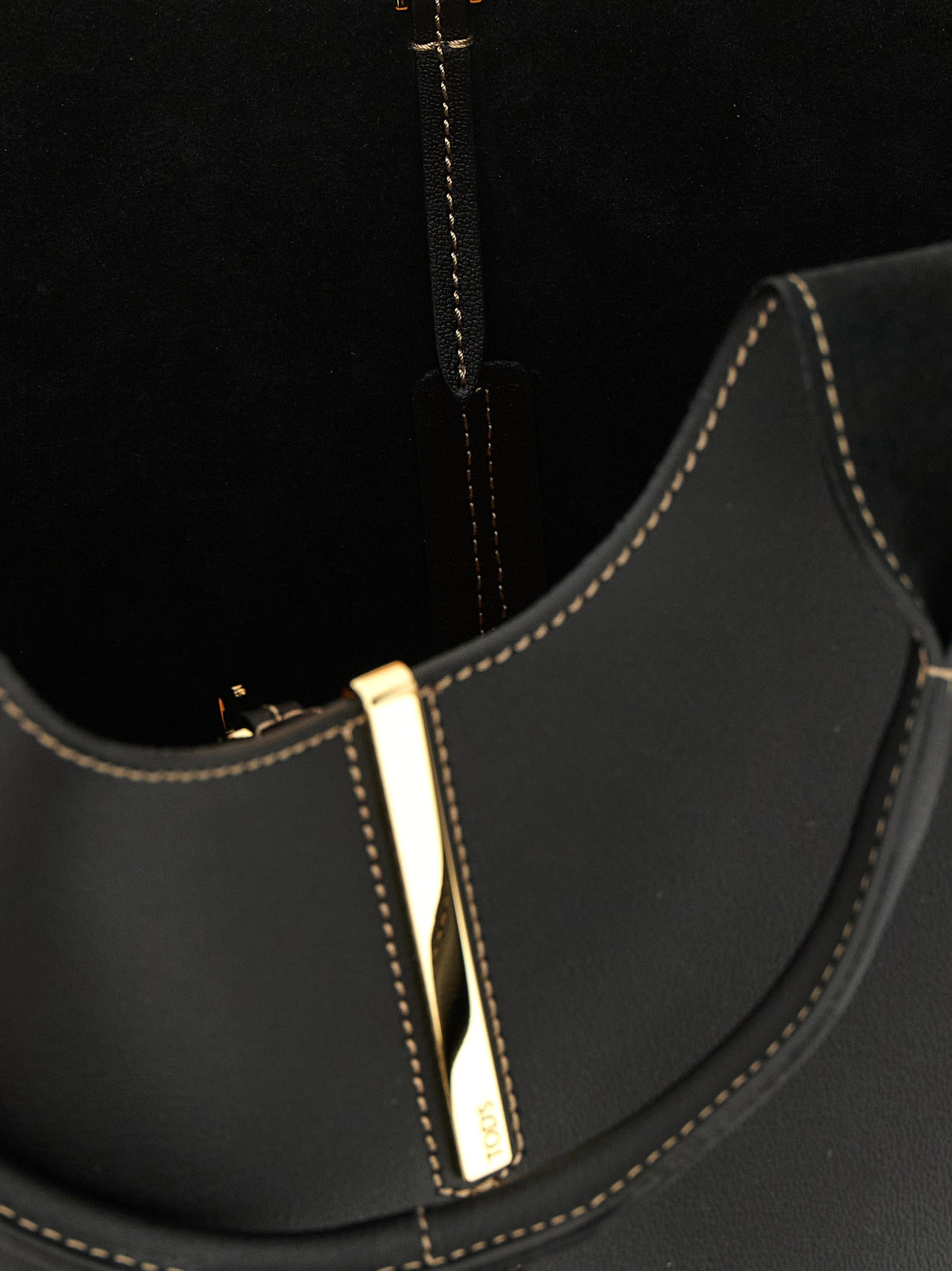 Tod's Black Calfskin Tote Bag